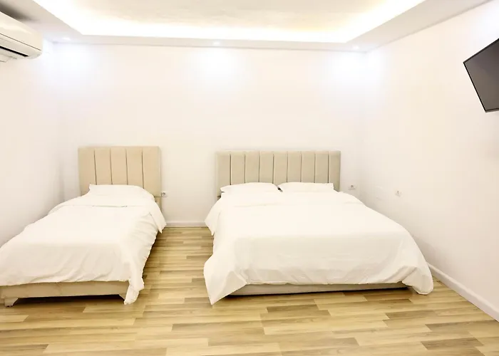 Central Apartments *