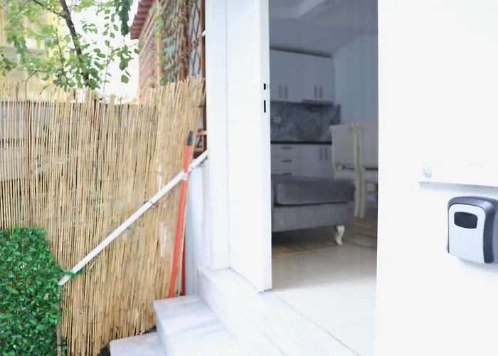 Central Apartments Апартаменты