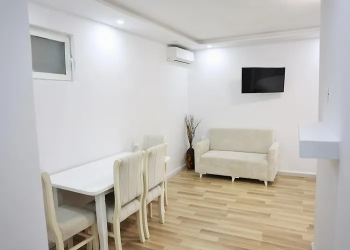 Апартаменты Central Apartments *